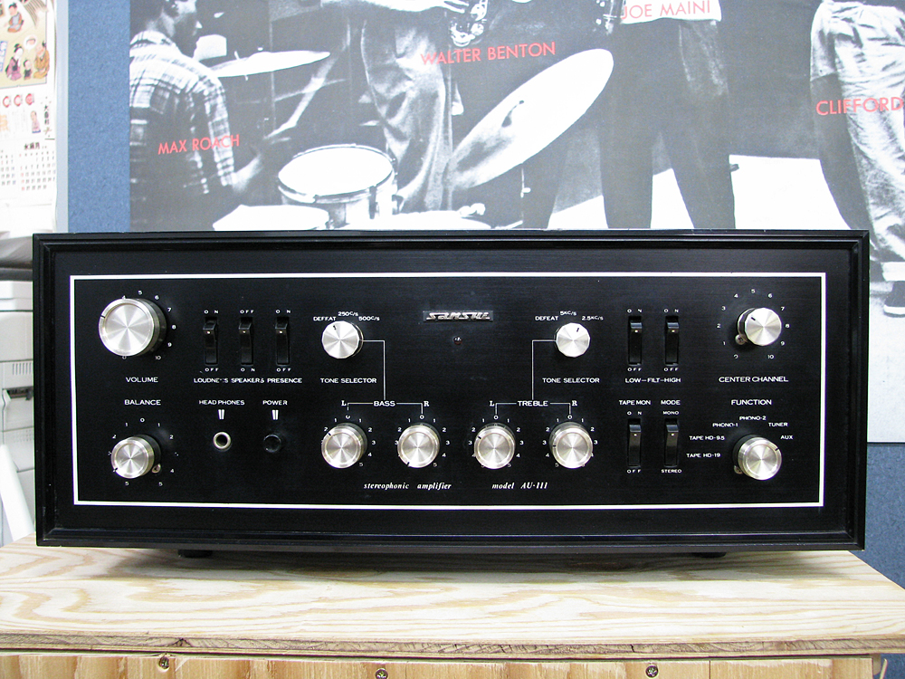 SANSUI AU-111